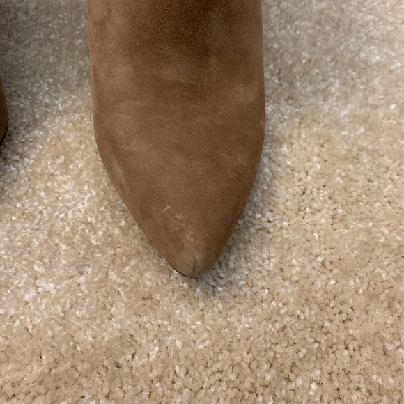 VINCE CAMUTO “Movinta” Ankle Boots - Picture 5 of 8